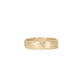 18K Carved Wedding Band 5mm