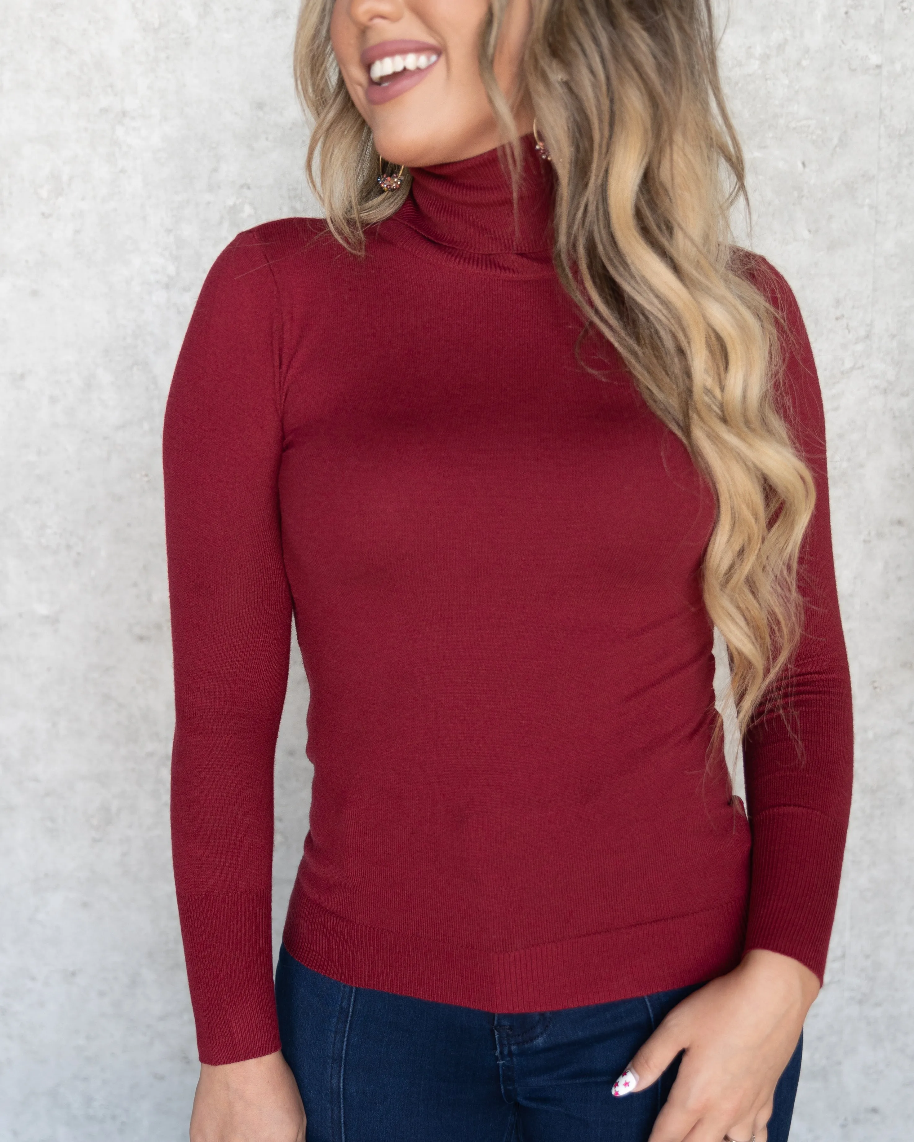 Ashton Turtleneck - Burgundy