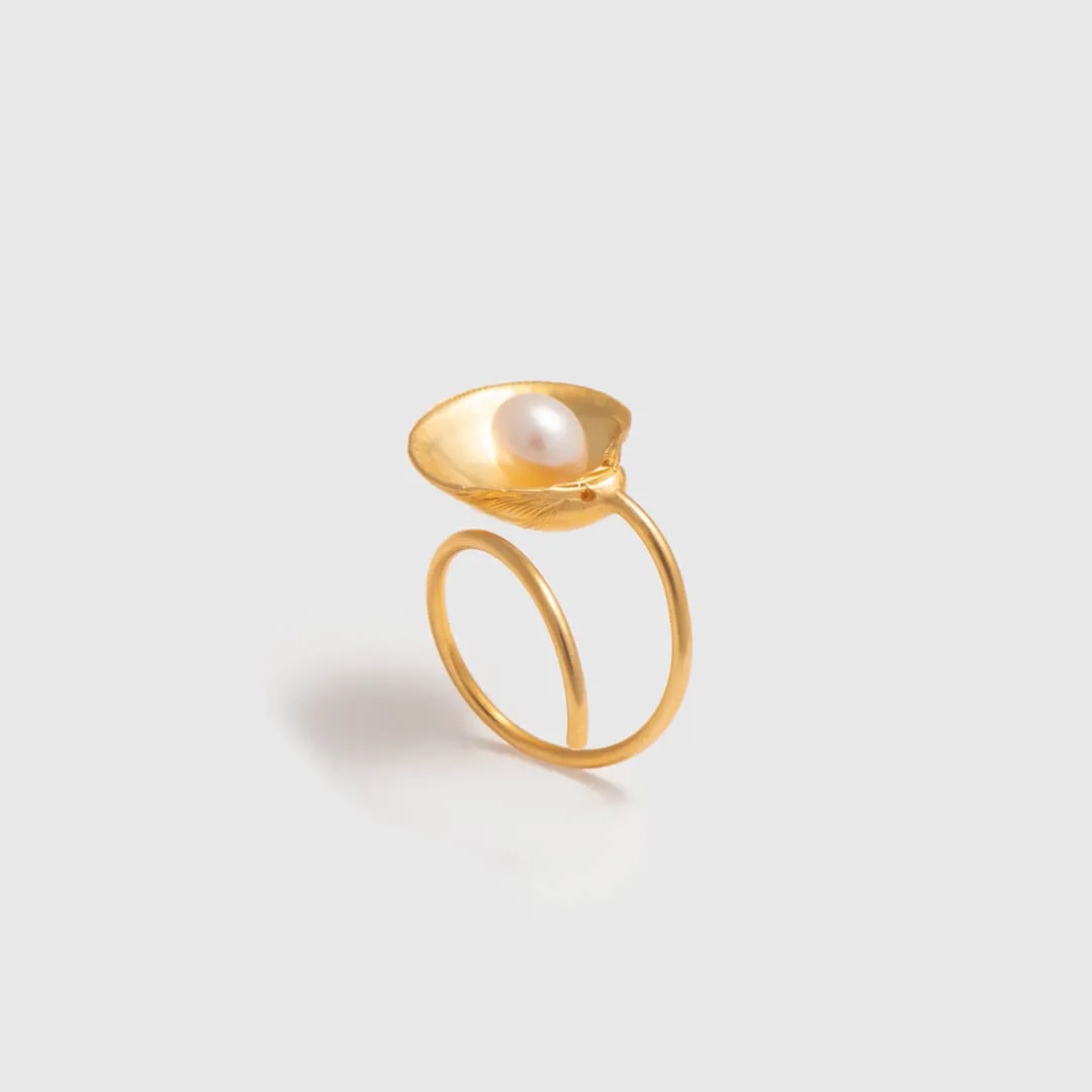 Master clam with big pearl - adjustable ring - silver 925 - gold plated