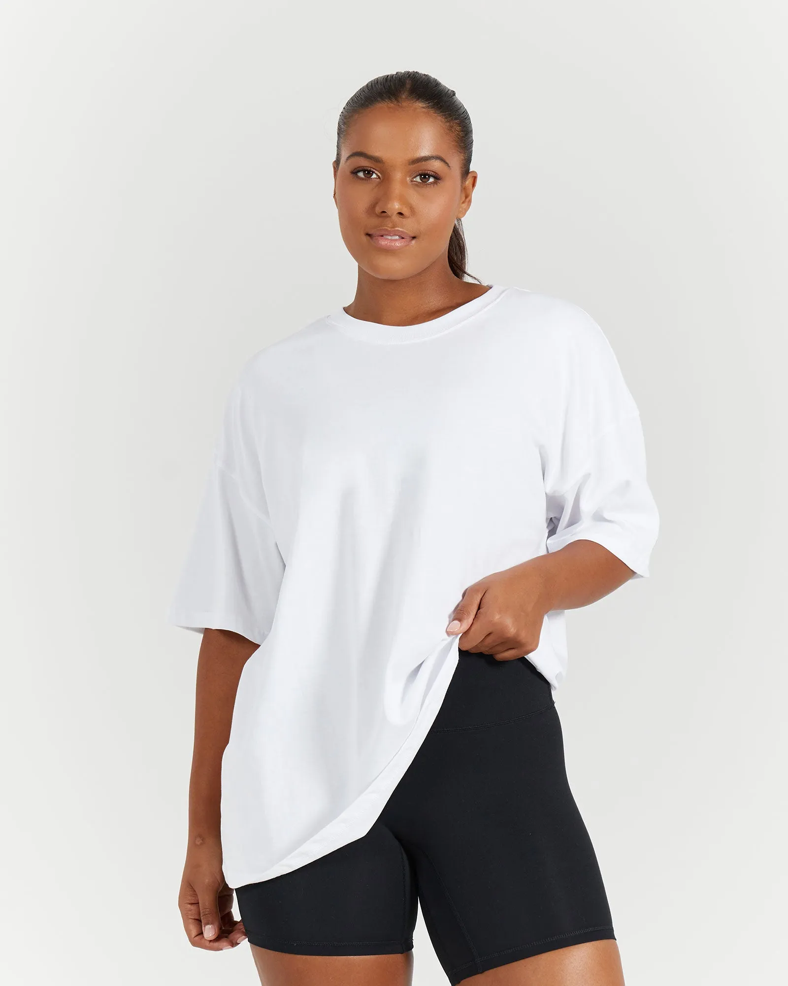 OVERSIZED TEE - WHITE