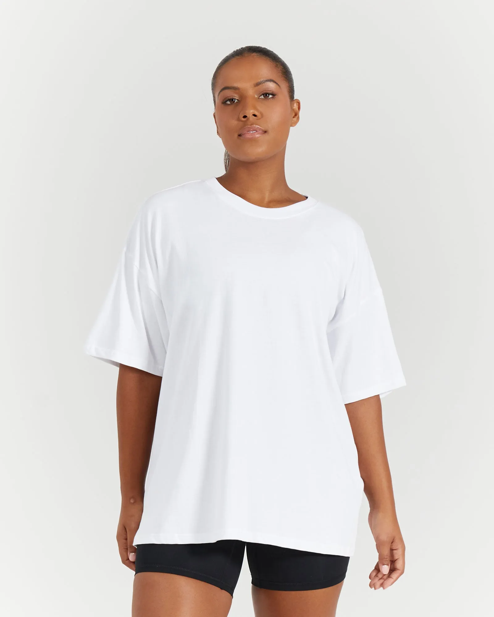 OVERSIZED TEE - WHITE