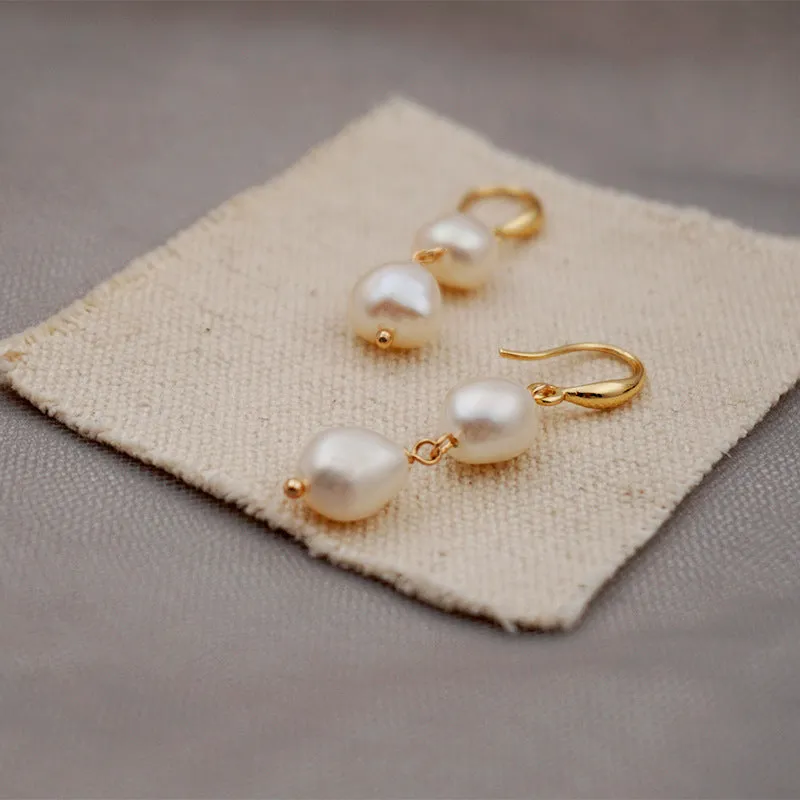 Sisi Pearls Drop Earrings